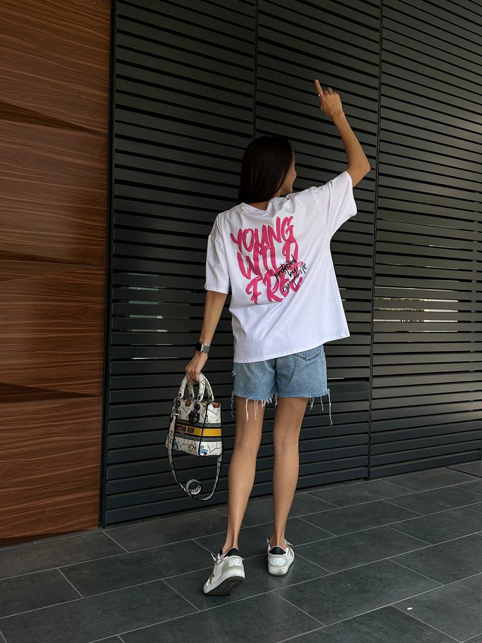 T-shirt